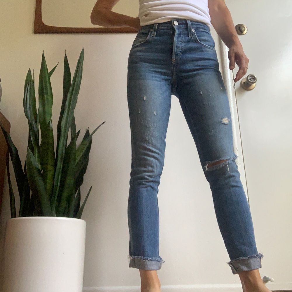 AMO Babe Jean, 24